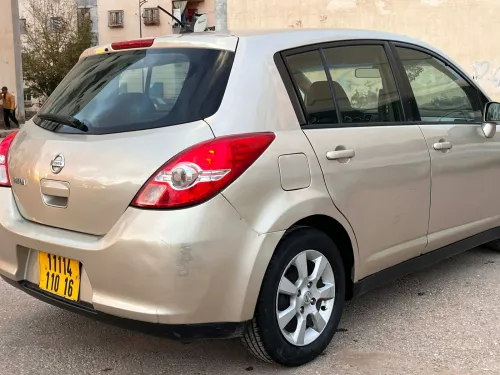 Nissan Tiida 5 portes 2010 