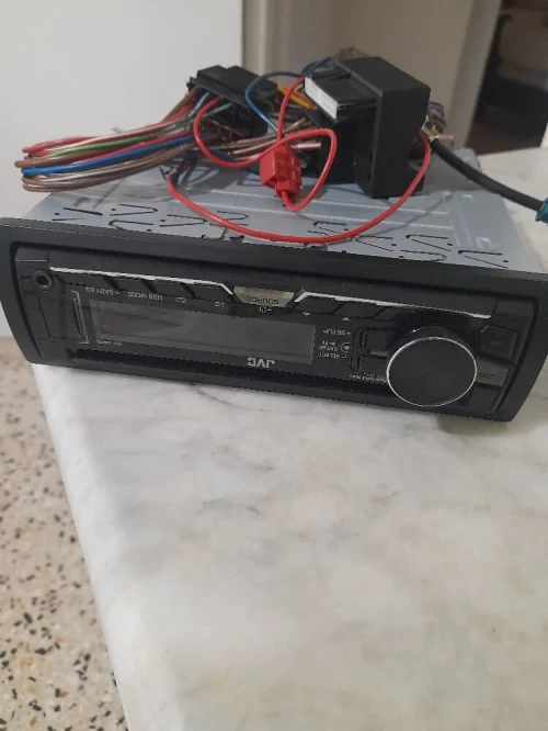 Poste radio automobile