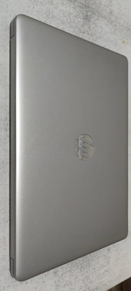 حاسوب محمول HP من الجيل 13 pc portable HP i7 13 ème génération