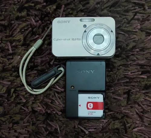  Sony Cyber-shot 10.1 MP