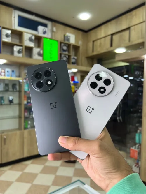 ONE PLUS 13R 12/256gb 