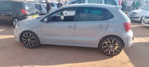 Volkswagen Polo 2016 Cara plus