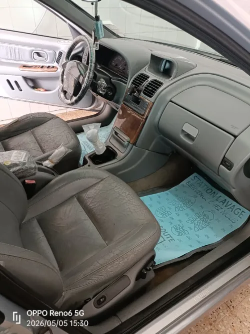 Renault Laguna 1 1999 initial paris