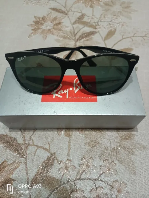 Lunettes de soleil 