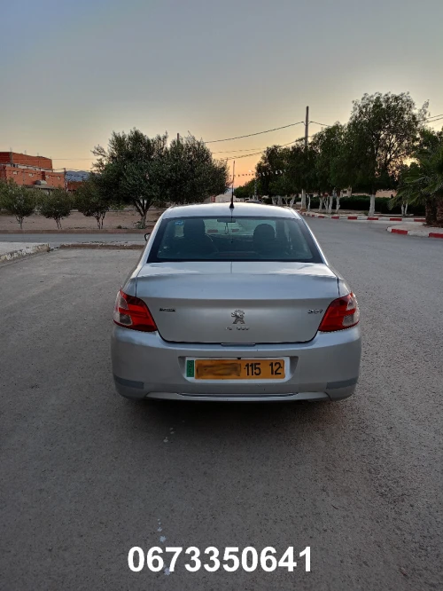 Peugeot 301 2015 Allure