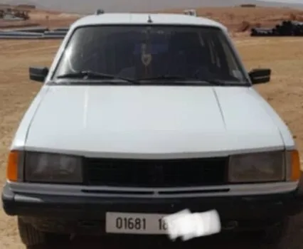 Peugeot 305 1985 305