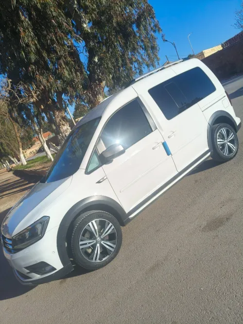 Volkswagen Caddy 2019 Alltrack