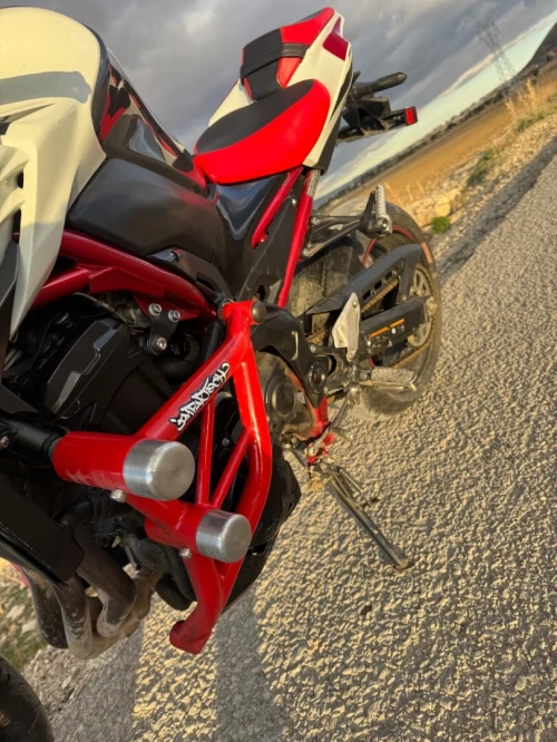 Kawasaki Z900 