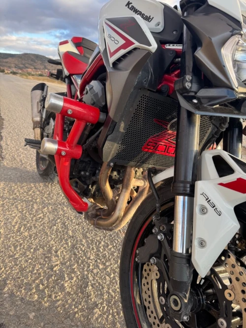 Kawasaki Z900 