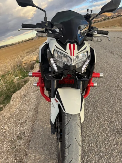 Kawasaki Z900 