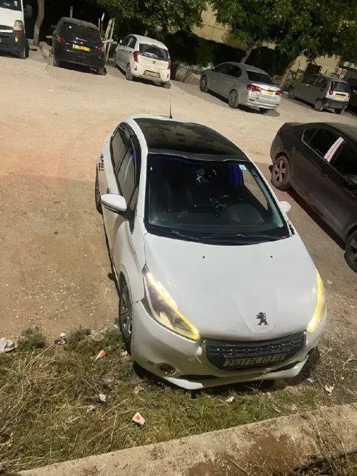 Peugeot 208 2013 Allure