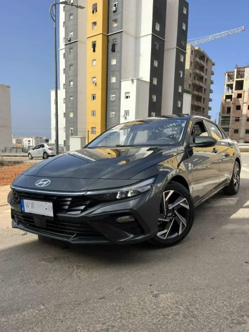 Hyundai Elantra 2025 Glx