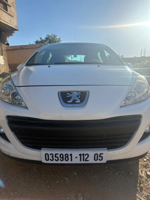 Peugeot 207 2012 