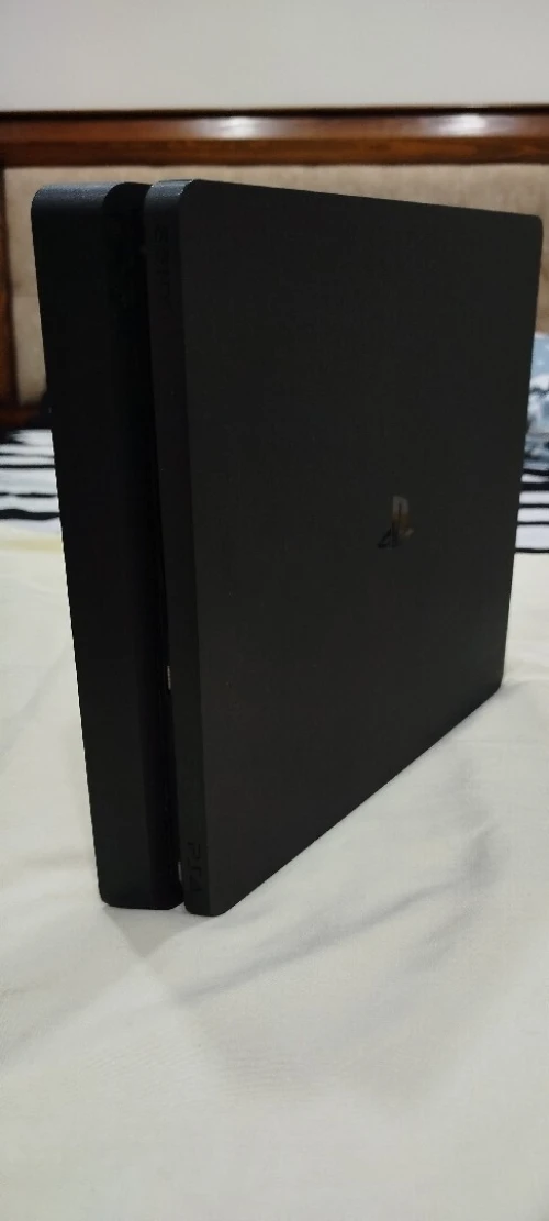 ps4 slim