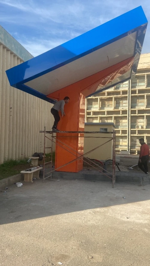 Habillage façades  allucoband et mur rideaux