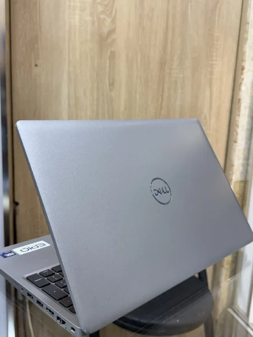 Dell precision 3590