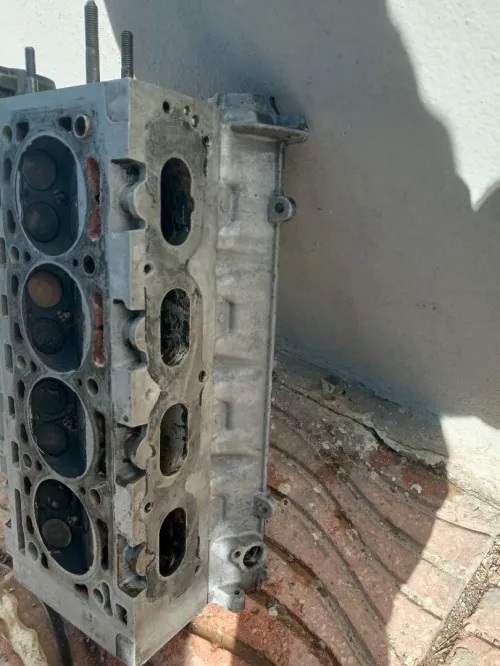Culasse Renault 2 L issance