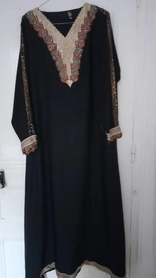 Caftan et Robe d'hôtesse 