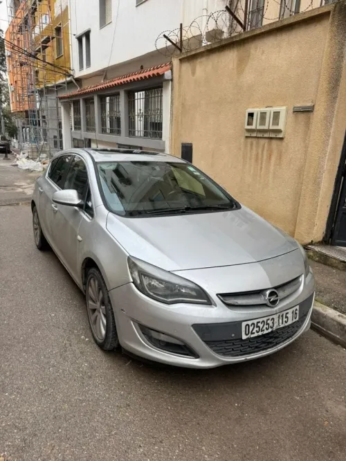 Opel Astra 2015 COSMO