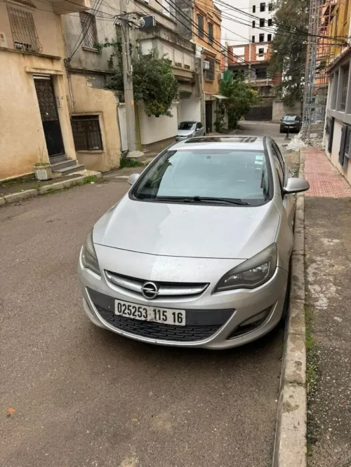 Opel Astra 2015 COSMO
