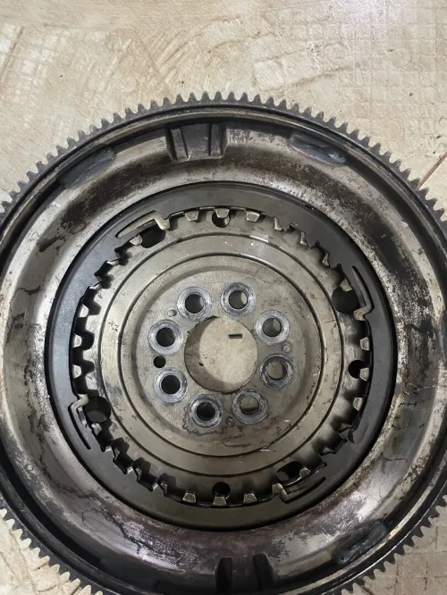 Volone moteur .. 1.8 tsi 7 rapports dsg