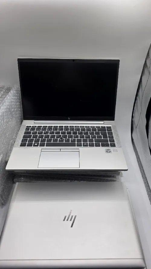 Ordinateur portable hp 840