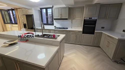 CUISINE MODERNE SUR MESURE