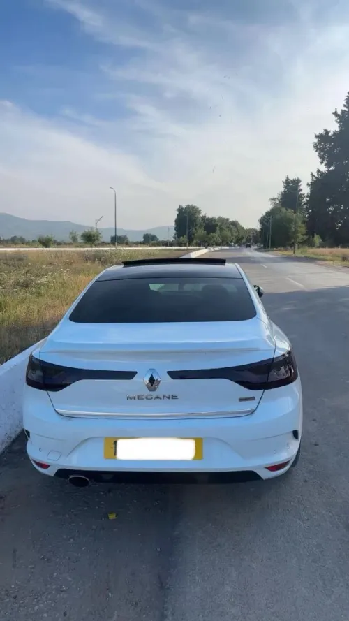 Renault megane 4 2017 sedan