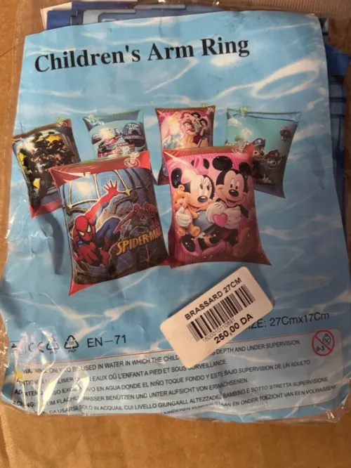 Lot jouets 