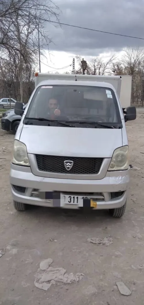 Hafei motors Newking 2011 Bon etat
