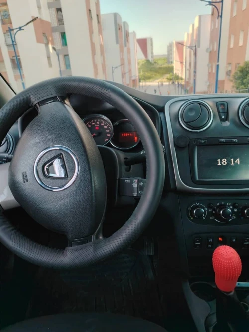 Aston Martin Dacia sandero 2017 Stepway