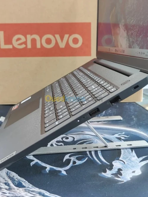 LENOVO V15 G4 RYZEN 5 7520U/  8GB / 512SSD /15,6FHD/RJ45/ NEUF SOUS EMBALLAGE