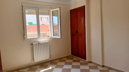 Location Appartement Niveau de villa F4 Alger Birkhadem