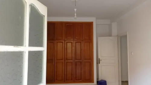 Location Appartement Niveau de villa F5 Alger Draria