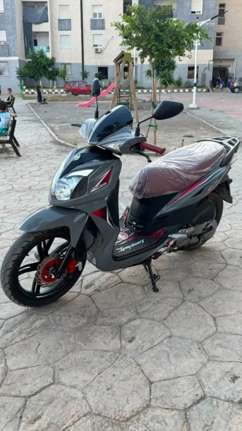 Sym sanfouni SR SR 2025