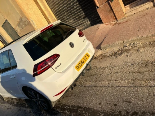 Volkswagen Golf 7 2017 Carat +