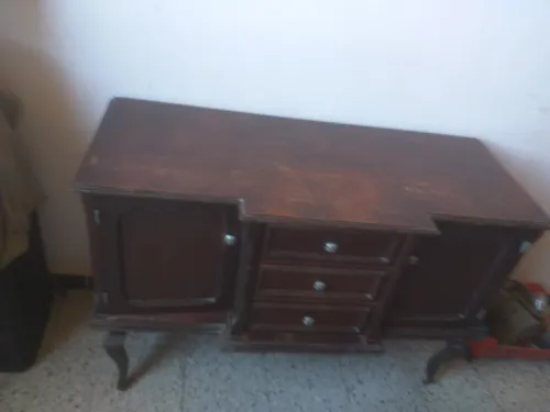 Chambre à coucher (lit+ table de nuit+ coiffeuse+ armoire)