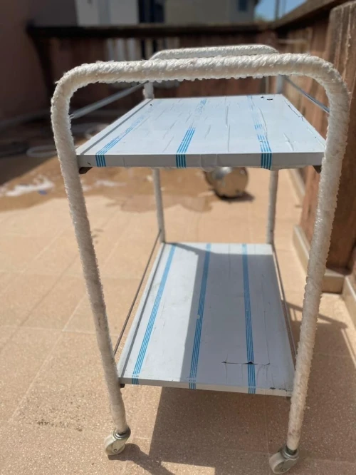 طاولة العلاج جديدة