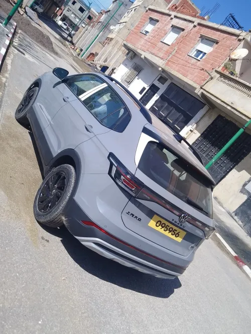 Volkswagen Tahru 2026 XR 160 chv