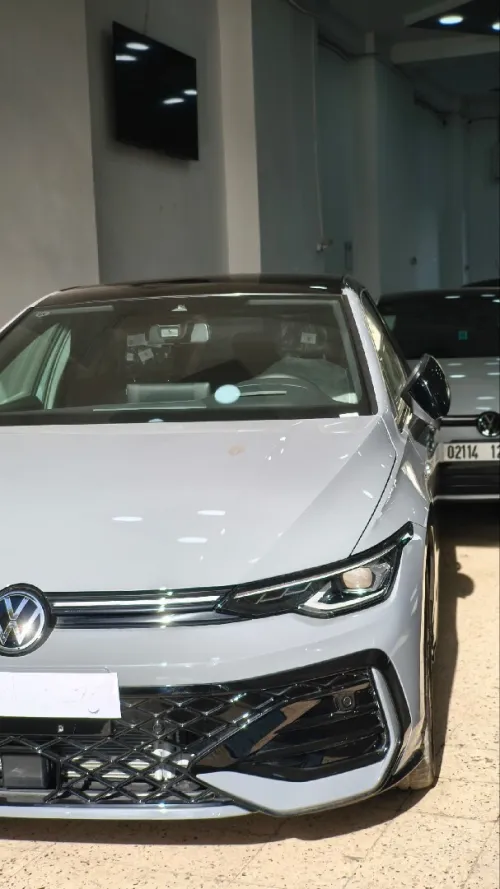 Volkswagen Golf 8 2025 Pro R-line