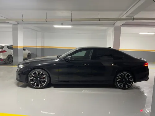 BMW Série 5 2025 Black Édition