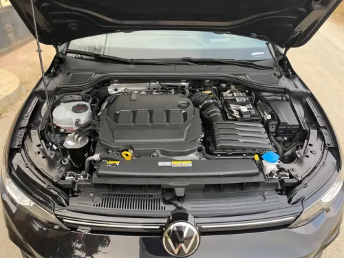Volkswagen Golf 8 2024 R-Line