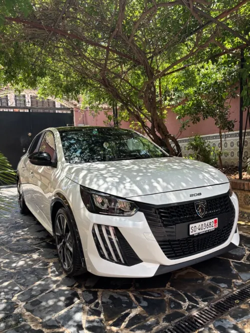Peugeot 208 2024 GT