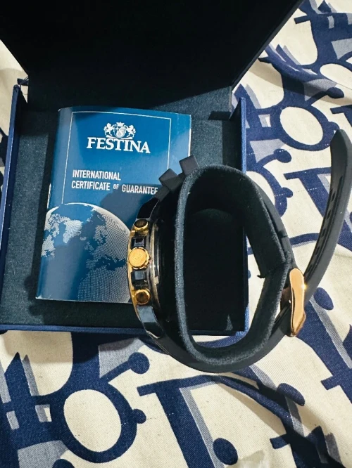 Montre Festina Chronograph Modèle F16851