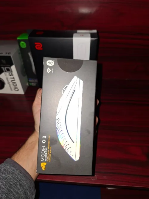 Glorious Model O2 Wireless, Zowie S1-B v2 Special Edition