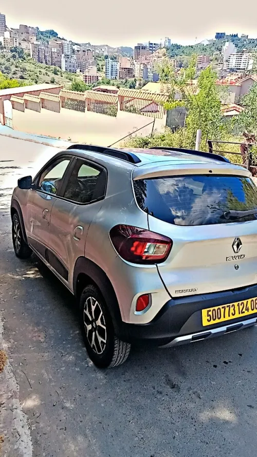 Renault Kwid 2024 Outsider