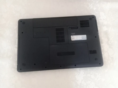 Pc Hp compac i3 4/320 