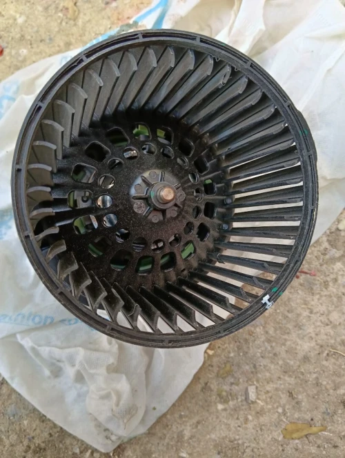 Ventilateur chauffage clio 4
