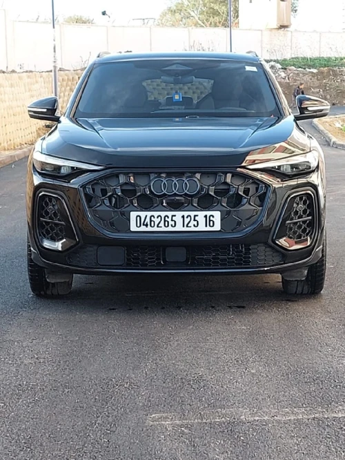 Audi Q5 2025 S line