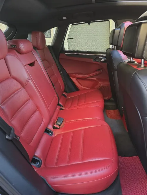 Porsche Macan 2019 GTS full black